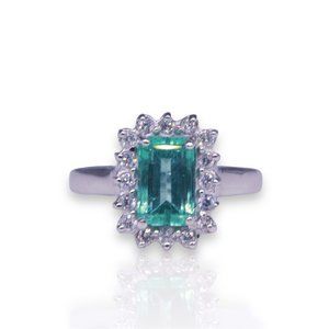 New Colombian Emerald Engagement Ring (1,65 carats with 18K white gold